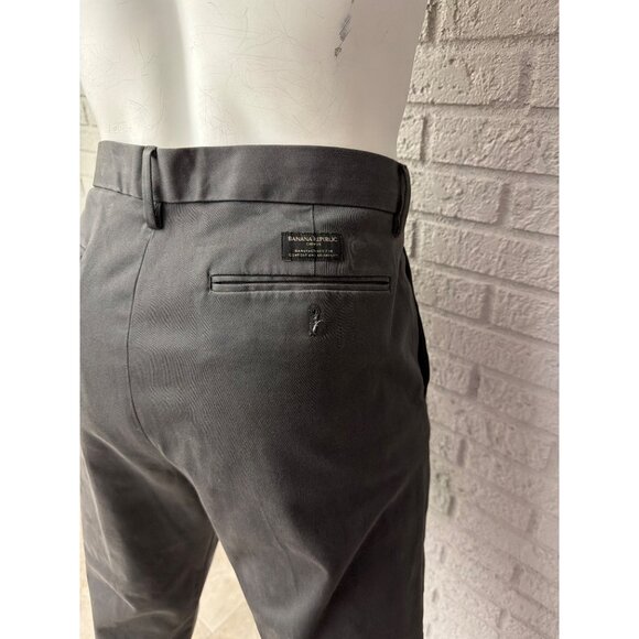 Banana Republic Dark Gray Chino Men’s Pants Size 36 x 32 - Picture 7 of 9